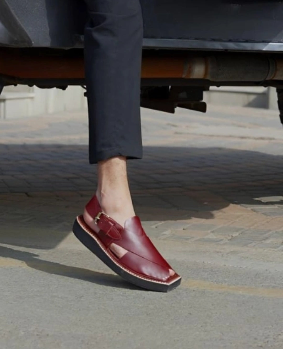 Burgandy Kaptaan Chappal