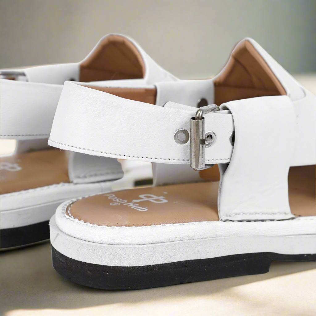 Elegant White Kaptaan Chappal